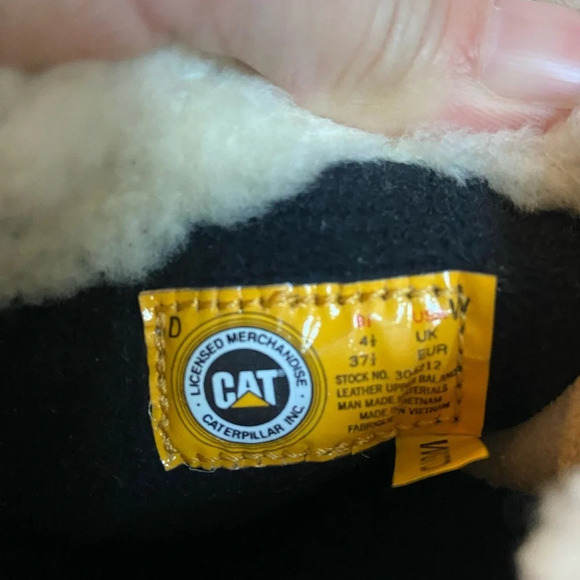 CAT Caterpillar Polartec  calf high Sherpa fleece beige suede boots Sz 6.5 - Picture 11 of 11